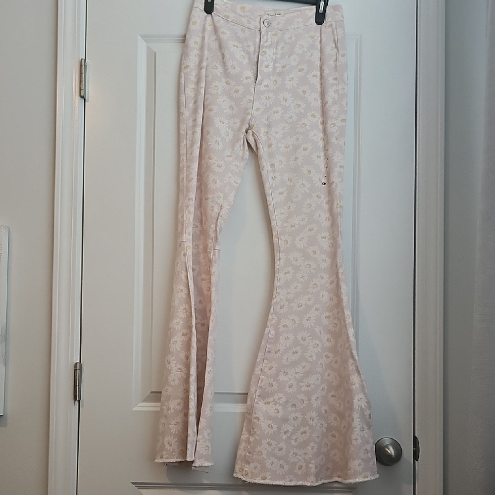 Peach Love California Daisy Print Pants